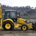 New Holland wheeled and tracked backhoe loaders