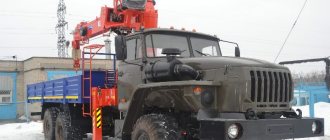 Crane manipulator based on Ural 4320 all-terrain vehicle