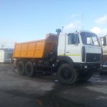 Dump truck MAZ 6517