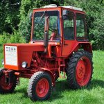 Tractor T-25